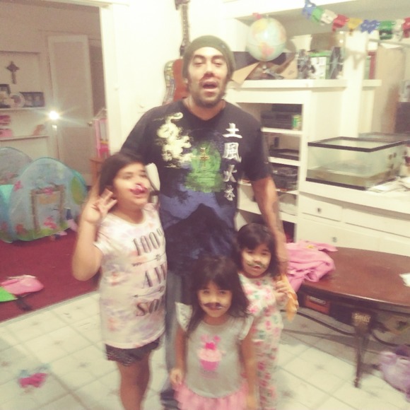 Meet your Posher, Rob - Picture 1 of 1